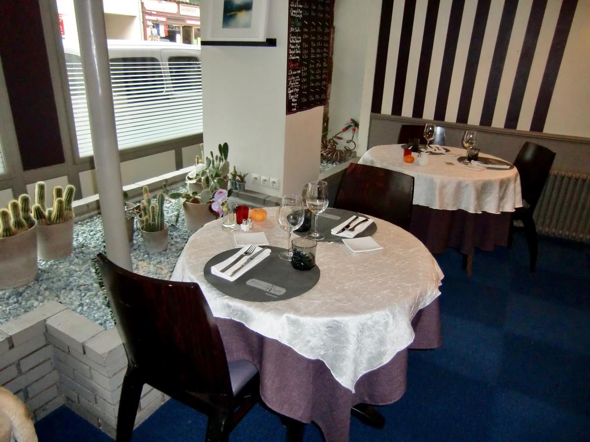 Logis Hotel-Restaurant Le Relais D'Aligre Châteauneuf-en-Thymerais Buitenkant foto